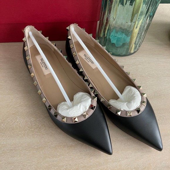❌SOLD❌Valentino Garavani Rockstud Ballet Flats Black - Picture 4 of 11